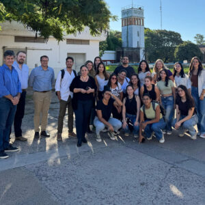 Estudiantes visitaron la empresa Tipoiti